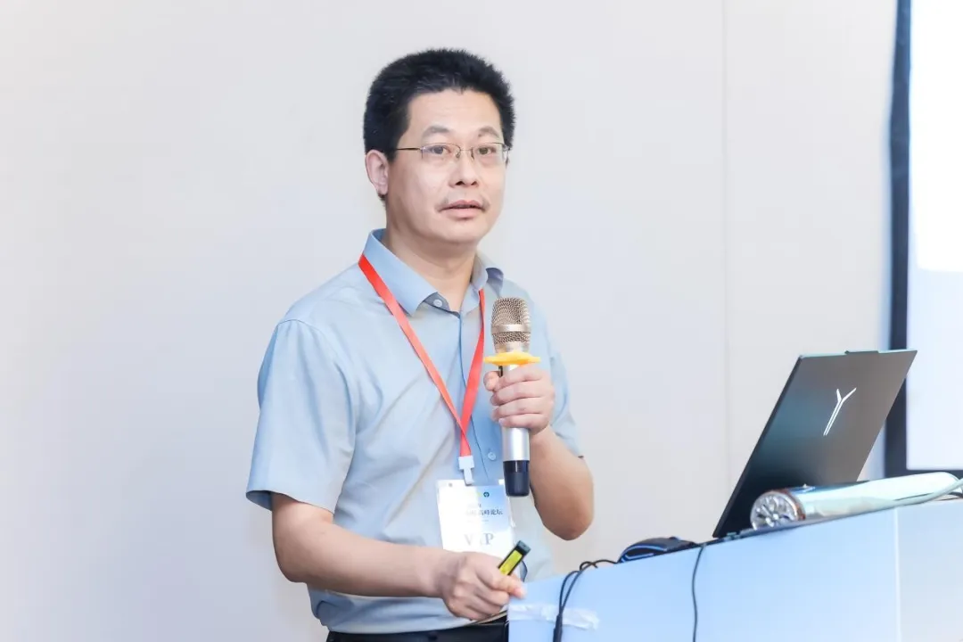 2163398.webp 2163398.webp