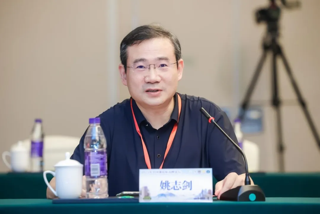 46596406.webp 46596406.webp